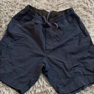 Men’s lulu lemon shorts